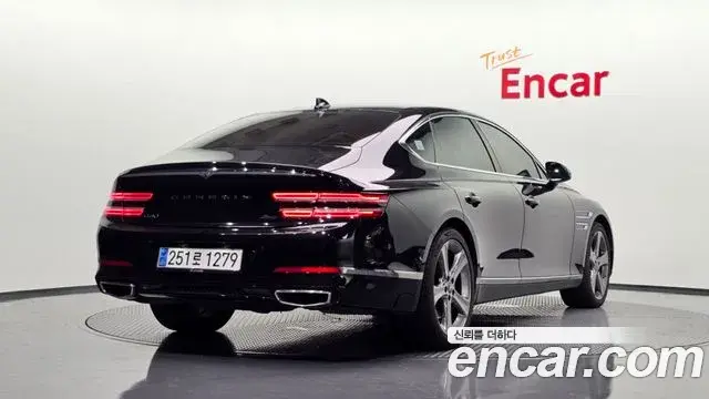 Genesis Electrified G80 2021 — Фото 2/20