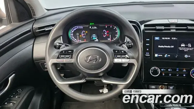 Hyundai The New Tucson 2023 — Фото 13/20