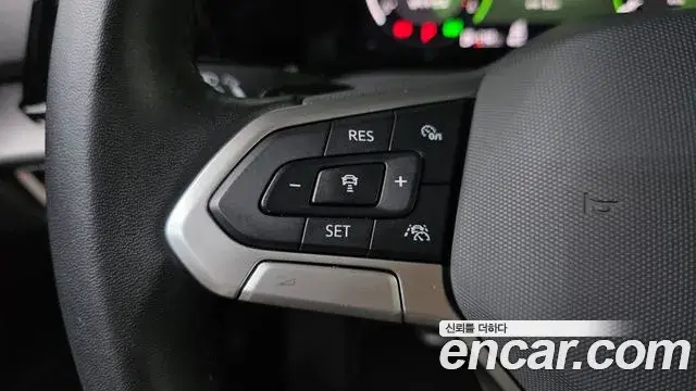 Volkswagen Golf 2023 — Şəkil 23/33