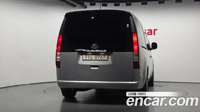 Hyundai Staria 2021 — Photo 4/20