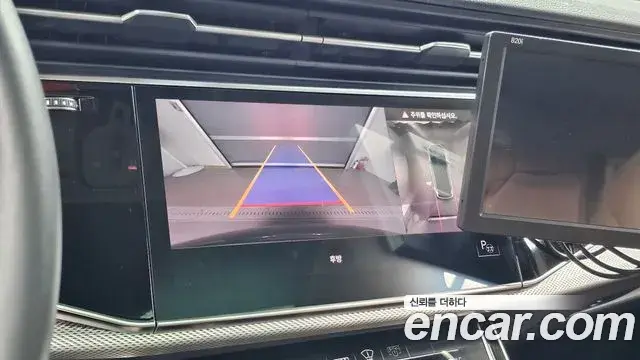 Audi Q7 2022 — Фото 14/20