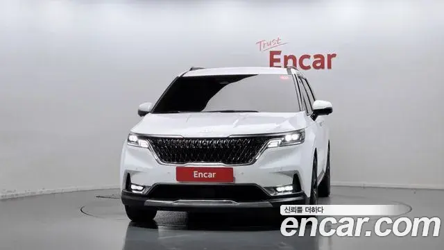 Kia Carnival 2022 — Фото 3/20