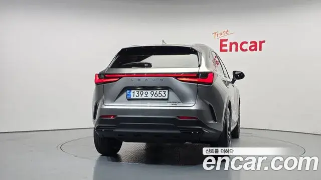 Lexus NX350h 2024 — Şəkil 1/32