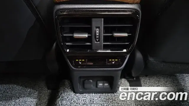 Lexus NX350h 2024 — Şəkil 16/32