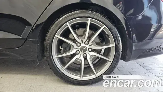 Genesis G70 2021 — Şəkil 27/39