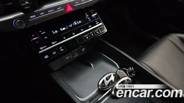 Hyundai Grandeur 2023 — Фото 14/20