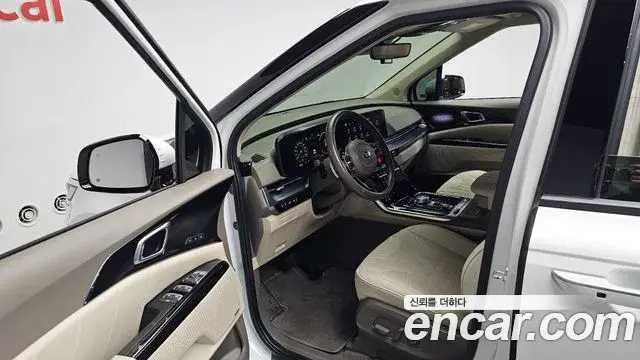 Kia Carnival 2021 — Фото 10/20