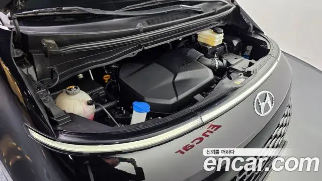 Hyundai Staria 2022 — Photo 6/20