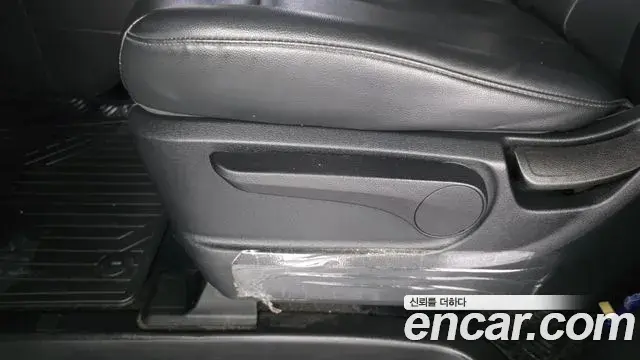 Hyundai Staria 2022 — Photo 19/20