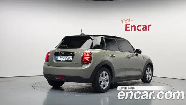 Mini Cooper 2019 — Şəkil 2/20