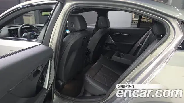 BMW 5 Series 2026 — Photo 11/20