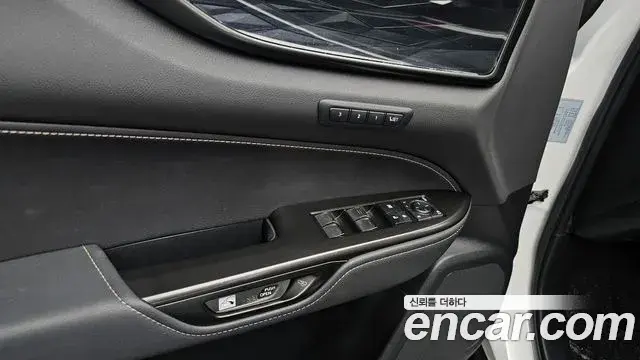 Lexus NX450h+ 2022 — Photo 31/38