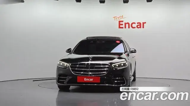 Mercedes-Benz S-Class 2023 — Фото 3/20