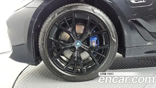 BMW 5 Series 2023 — Photo 5/20