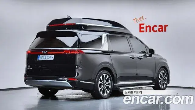 Kia Carnival 2022 — Photo 2/20