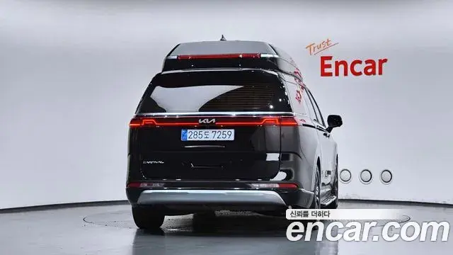 Kia Carnival 2022 — Photo 4/20