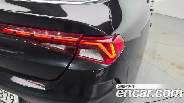 Kia K5 2023 — ფოტო 24/34