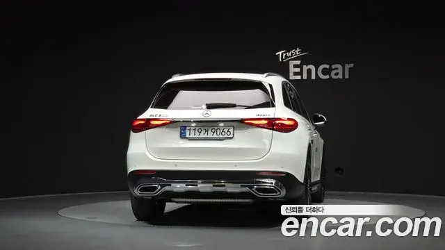 Mercedes-Benz GLC-Class 2024 — Фото 4/20