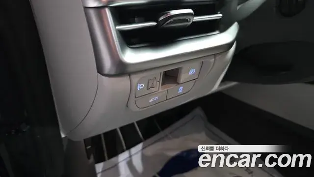 Hyundai Grandeur 2023 — Фото 18/20