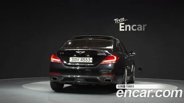 Genesis G70 2018 — Photo 16/20