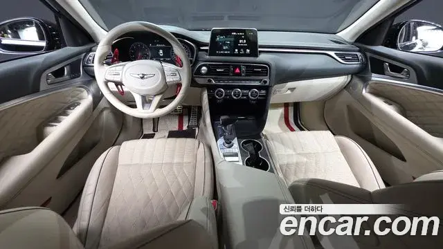 Genesis G70 2018 — Photo 12/20
