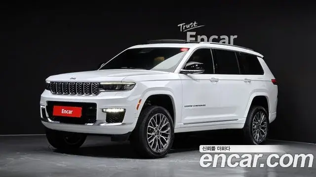 Jeep Grand Cherokee 2021 — Фото 1/20