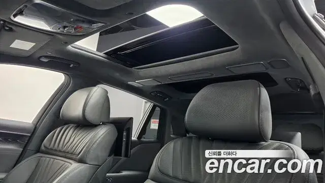 Genesis G90 2025 — Фото 16/20