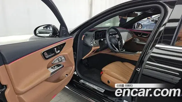 Mercedes-Benz E-Class 2026 — Фото 10/20