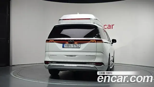 Kia Carnival 2022 — Фото 4/20