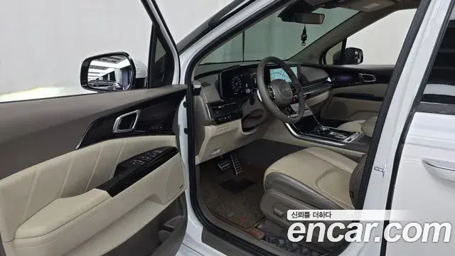 Kia Carnival 2022 — Фото 10/20