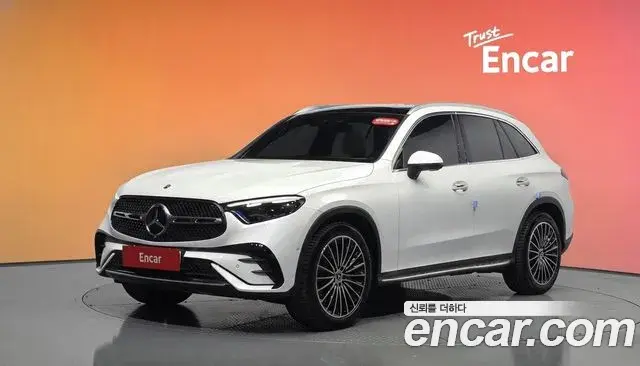 Mercedes-Benz GLC-Class 2024 — Фото 1/20