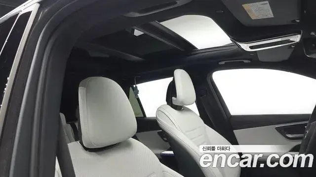 Mercedes-Benz GLC-Class 2026 — Фото 17/20