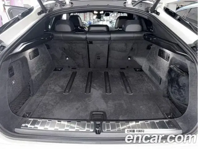 BMW X6 2025 — Фото 17/20