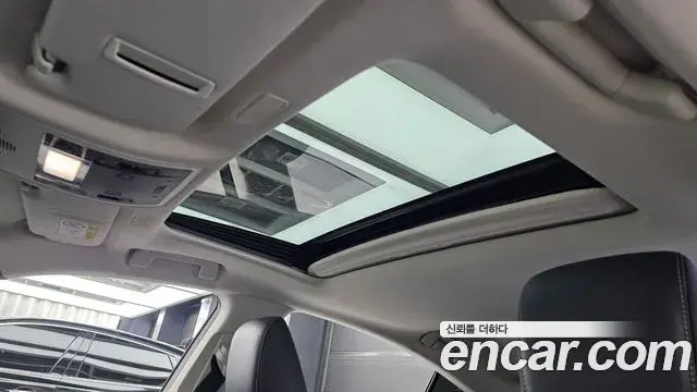 Lexus ES300h 2021 — ფოტო 12/35