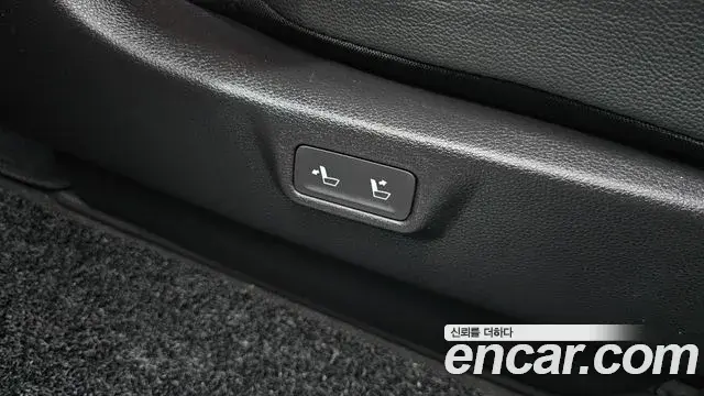 Kia Carnival 2022 — Фото 17/20