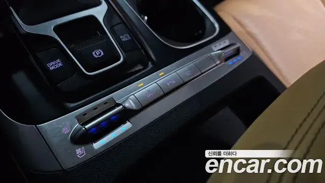 Kia Carnival 2022 — Фото 18/20
