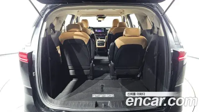 Kia Carnival 2023 — Photo 20/20