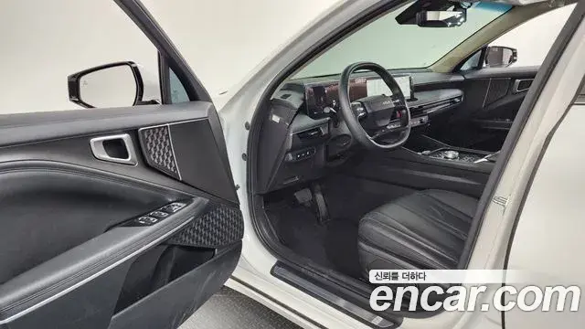 Kia K8 2025 — Photo 10/20