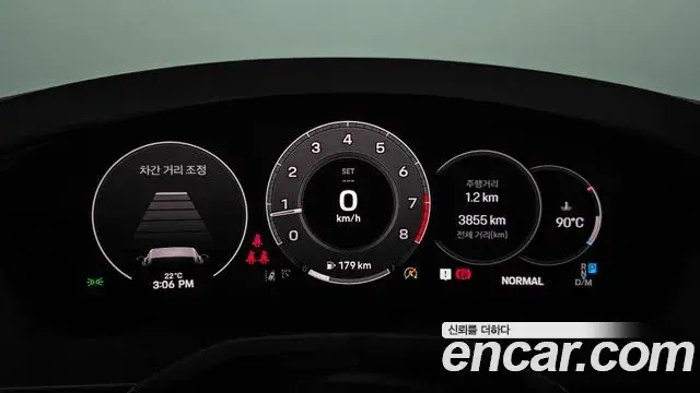 Porsche Panamera 2024 — Şəkil 36/38