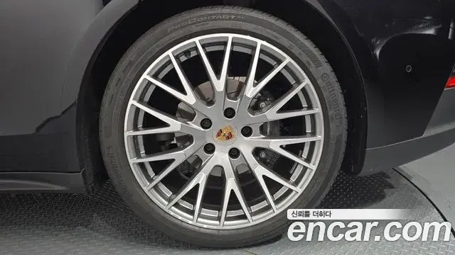 Porsche Panamera 2024 — Şəkil 5/38