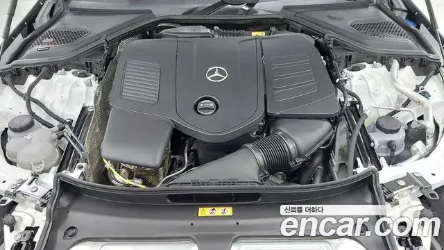 Mercedes-Benz E-Class 2026 — Photo 6/20