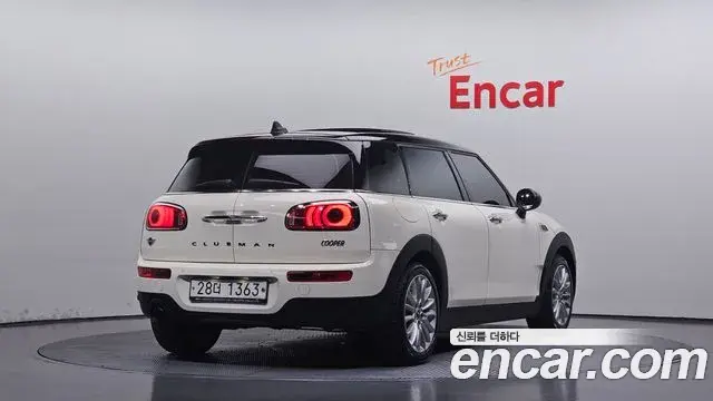 Mini Cooper Clubman 2019 — Photo 2/20