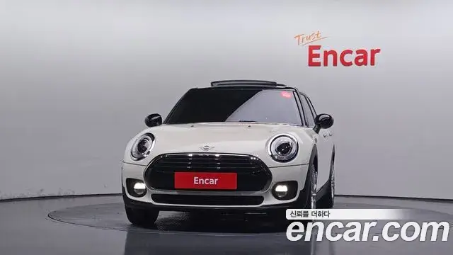 Mini Cooper Clubman 2019 — Photo 3/20