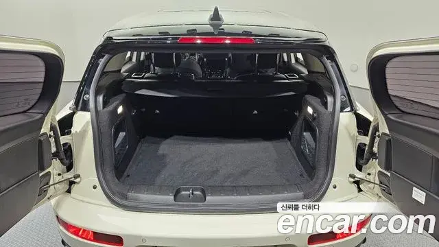 Mini Cooper Clubman 2019 — Photo 20/20