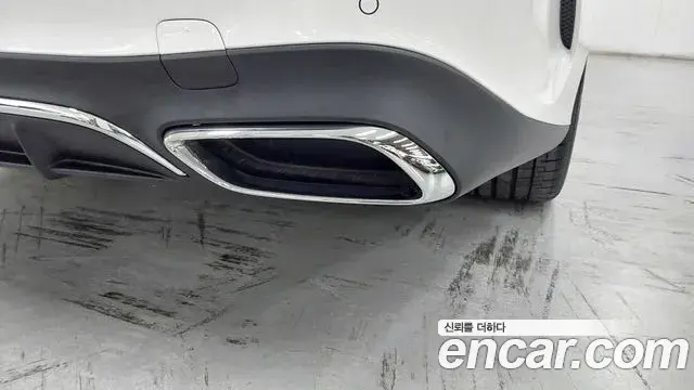Mercedes-Benz E-Class 2026 — Photo 10/20