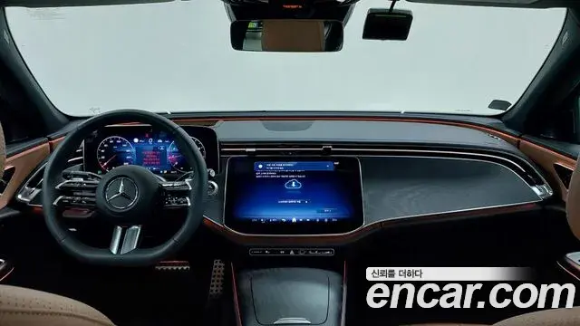Mercedes-Benz E-Class 2026 — Photo 13/20