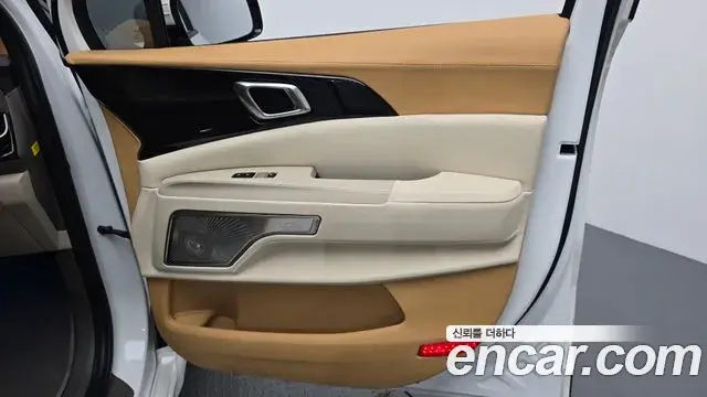 Kia Carnival 2024 — Şəkil 29/37