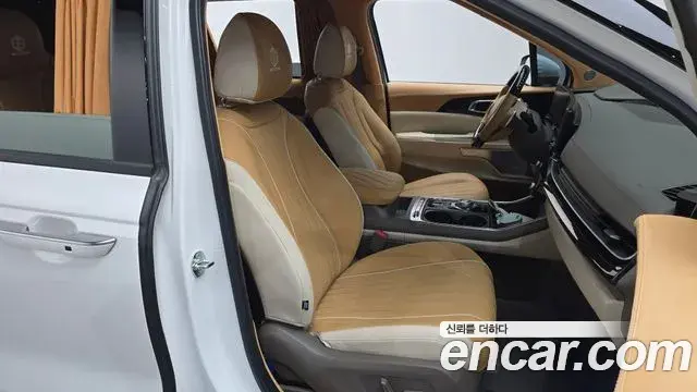 Kia Carnival 2024 — Şəkil 33/37