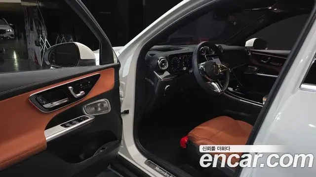 Mercedes-Benz GLC-Class 2026 — Фото 10/20