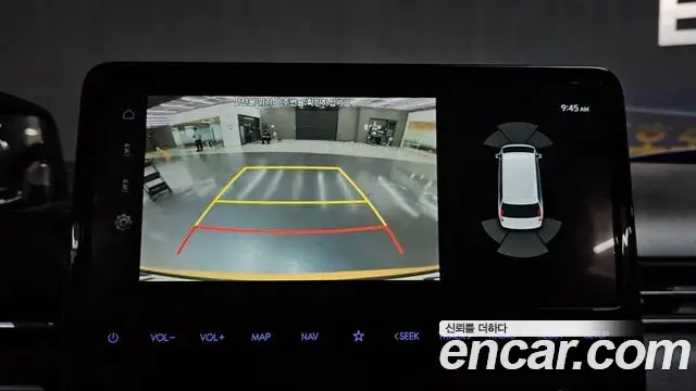 Hyundai Staria 2024 — Photo 15/20